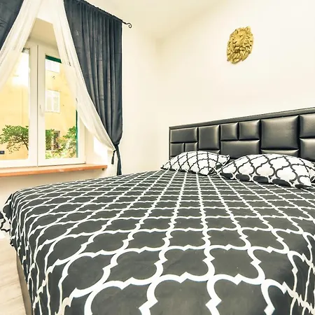 Luxury Heritage Apartment Zara Antica Zadar Exterior photo
